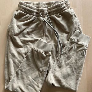 Allbirds R&R sweatpants. Size large. Hazy beige color